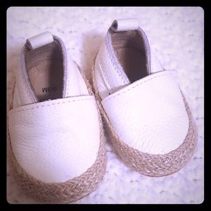 Monkey Feet 0-3 month shoes